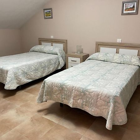 Yolanda Y Edu 2º Apartment Медина дел Кампо Екстериор снимка
